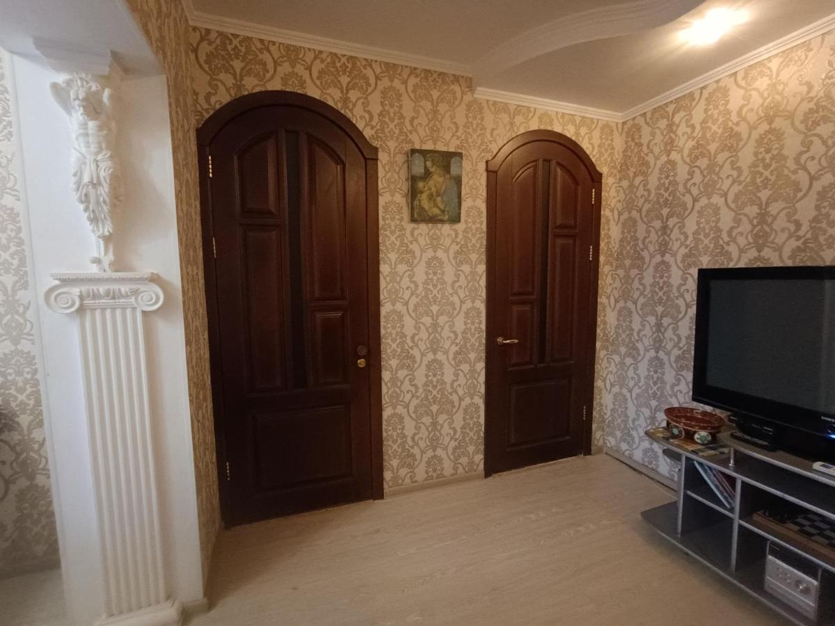 Покровський Район, Крес 123Кімнатні, Фрунзе 3Кімнати, Зарічний 3Кімнати Krivói Rog Exterior foto